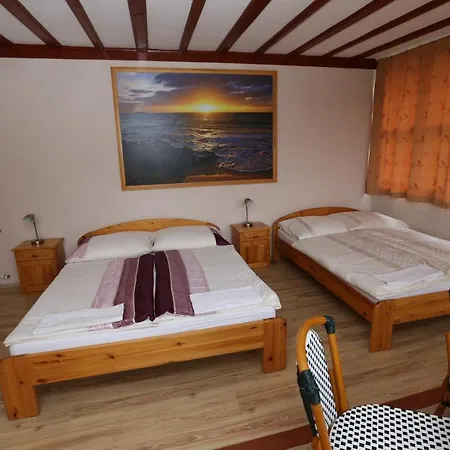 Rózsakert 3* Szigliget