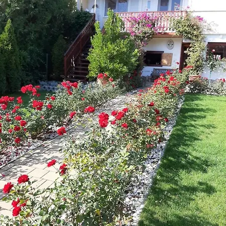 Rózsakert Szigliget